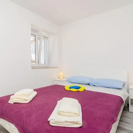 Apartment Jasmin - One Bedroom With Balcony And Garden View Dubrovnik